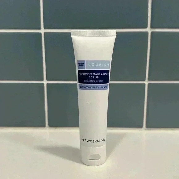 NEW TRADER JOE’S Nourish Microdermabrasion Scrub - Picture 1 of 3